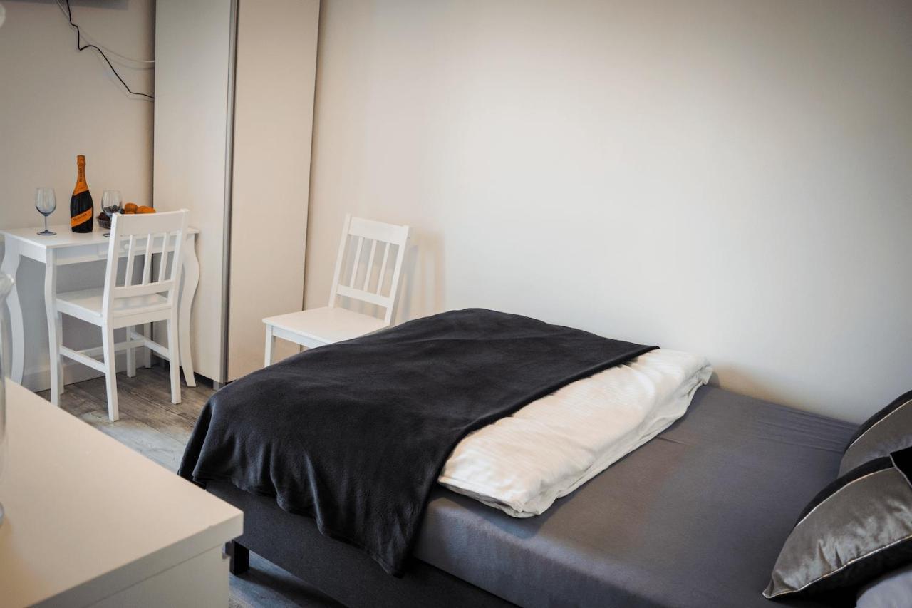 Villa Laura 미엥지즈드로예 외부 사진